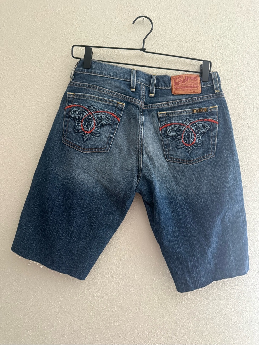 Lucky Brand Dungarees Shorts Cutoff Embroidered Y2K Design Early 2000’s Denim